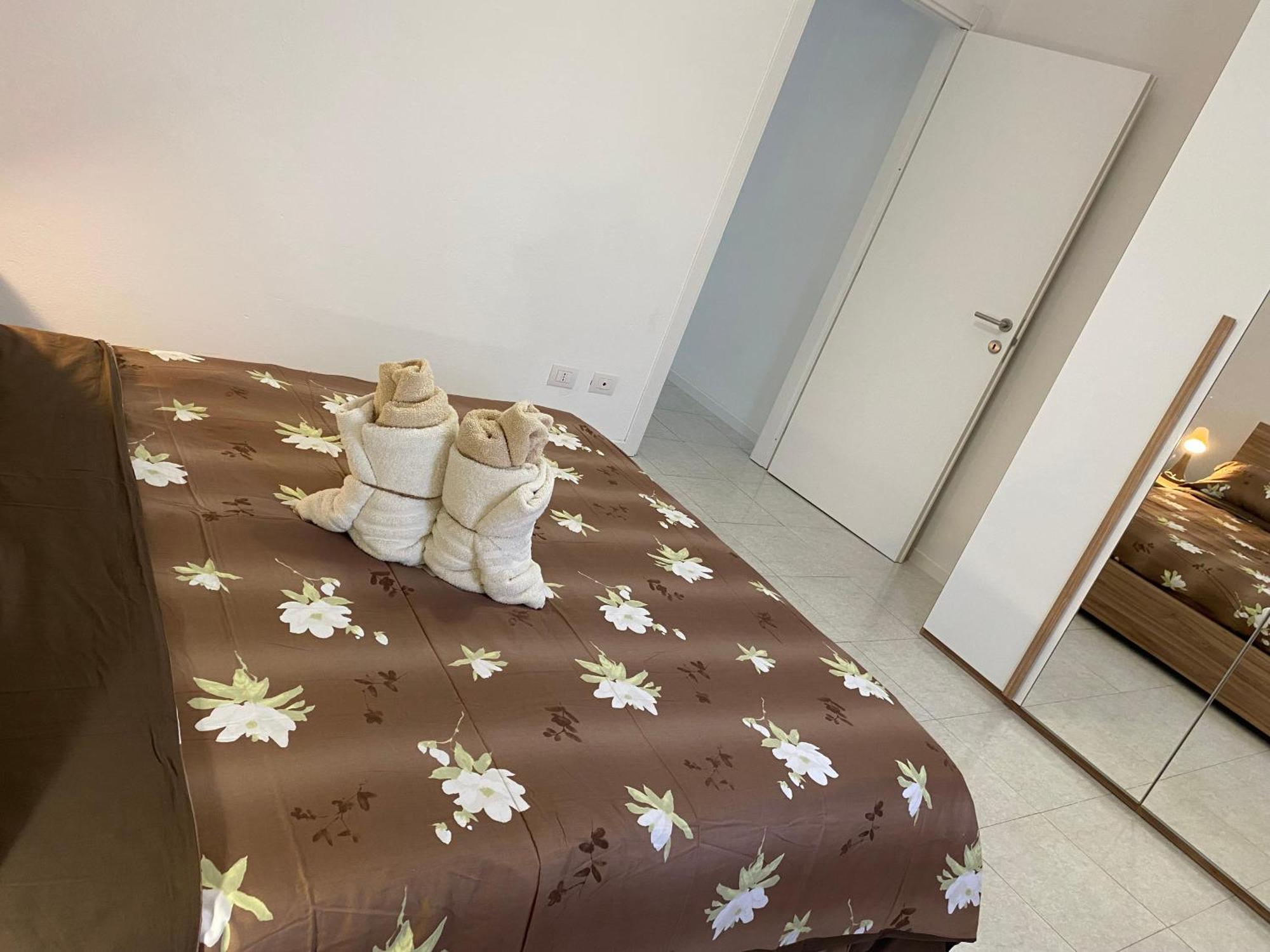Ale.Zelo Apartment Zelo Buon Persico Exterior foto